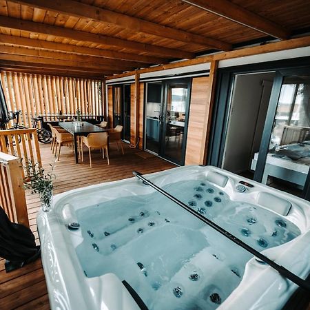 Sea House Shade, Pool & Jacuzzi - Privilege Point Camping & Villas Selce Dış mekan fotoğraf